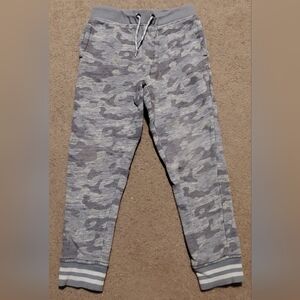 Gymboree camo joggers size 5-6